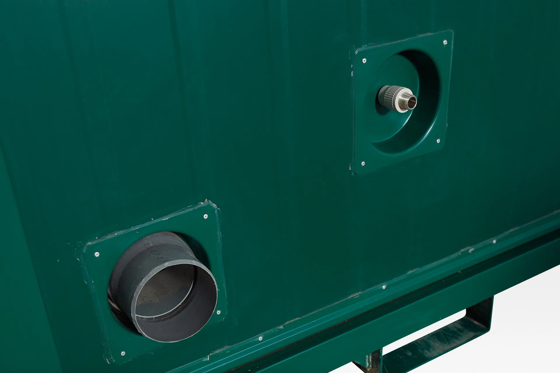 1+1 double mains toilet 8ft x 5ft (green)