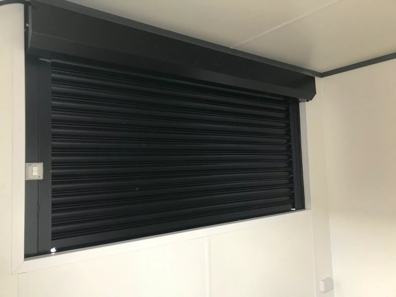 10ft x 8ft cladded food/drink outlet shipping containers