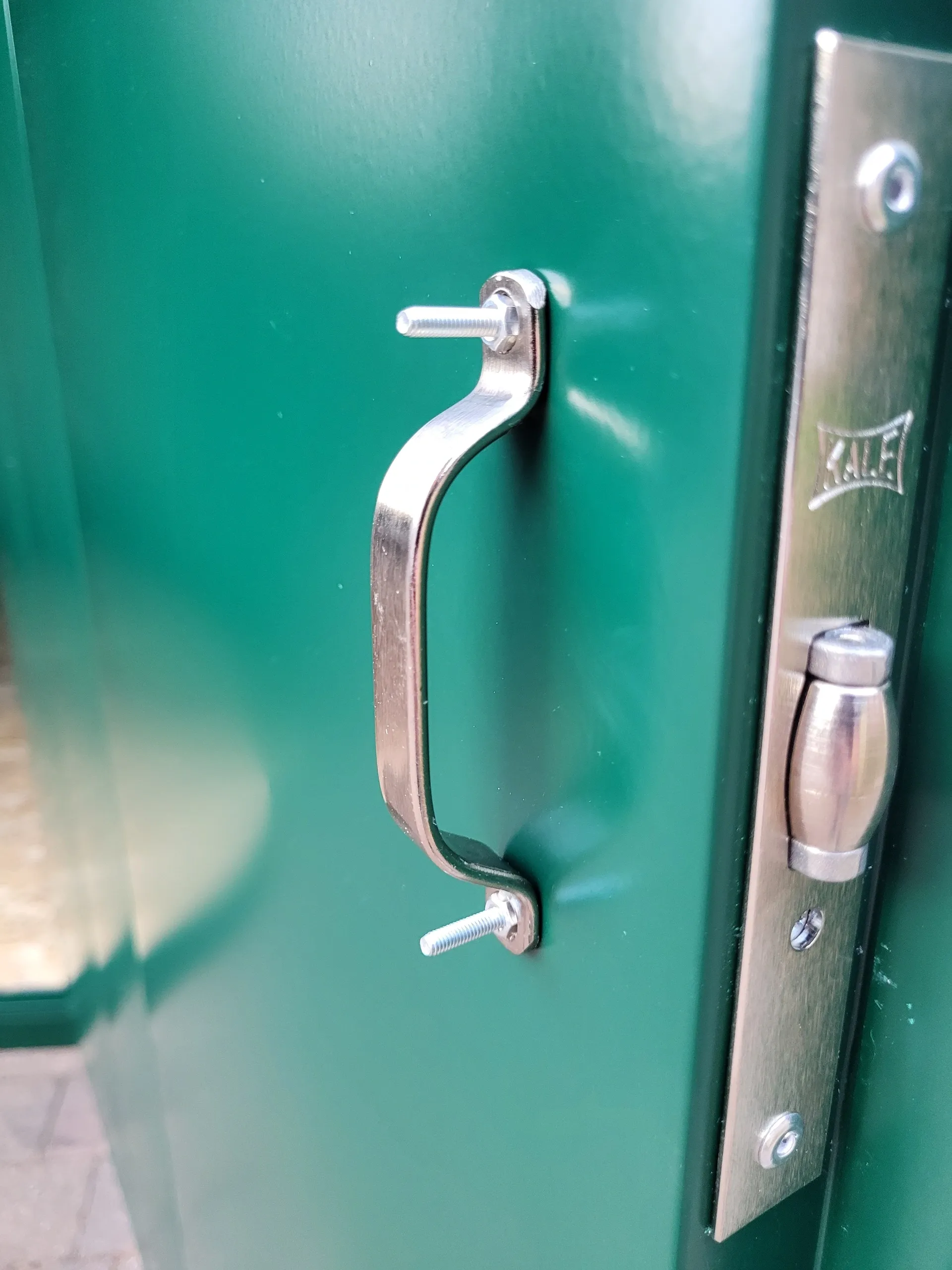 4m x 2.1m powder coated flat packed store