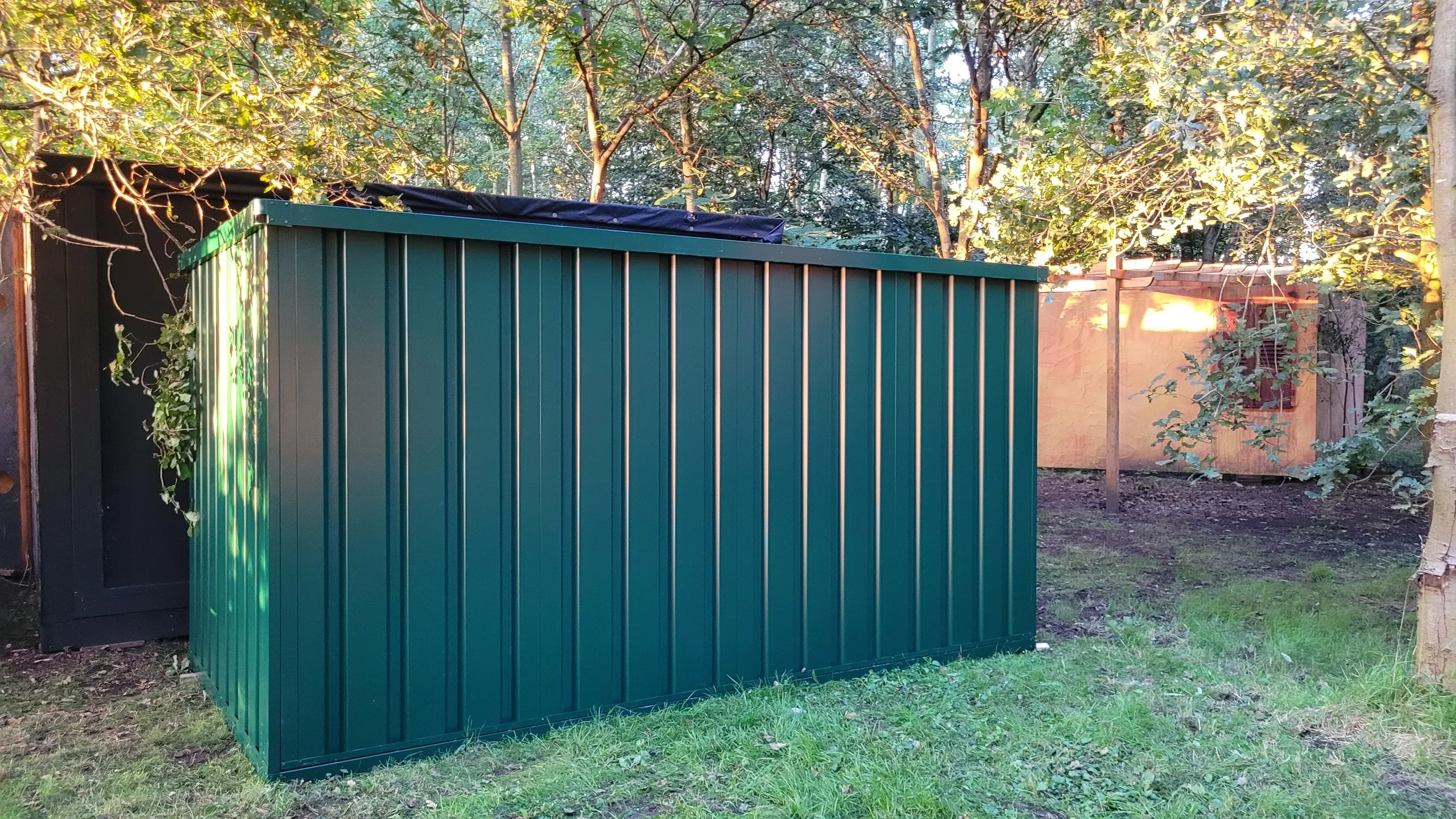 Powder Coated Flat Packed Store