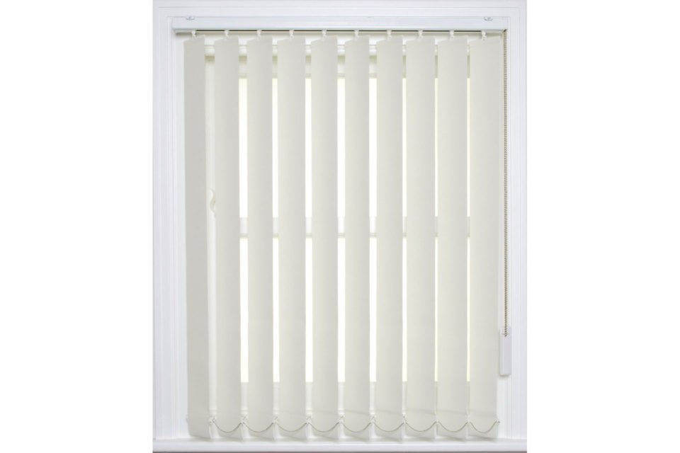 912-vertical-blind-960x640-1.jpg Jackleg Cabin Vertical Window Blind - Image 1